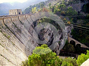 Water dam the Tranco Reservoir, Tranco de Beas