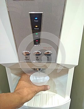 Water dispenser