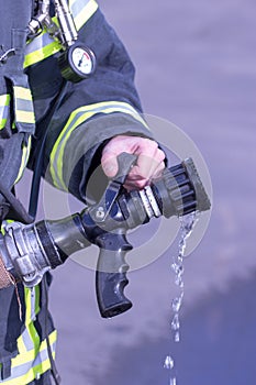 Water extingisher in hands