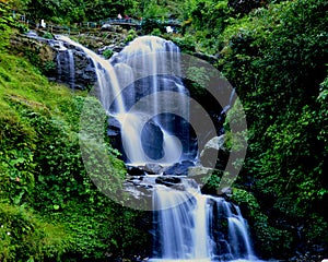 Water fall: white img