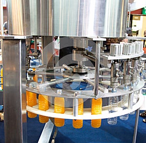 Water filling machine