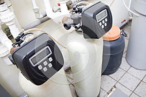 Water filtering system