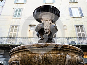 Water fountain Del Gombito in Bergamo town