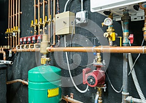 Water heating installation