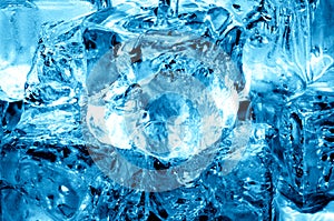 Water and icecubes