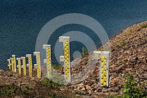 Water level pole