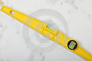 Water level yellow bubble tool for carpenter