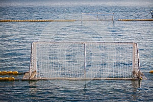 Water polo gate