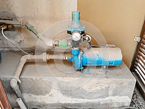 Water pressure motor and it`s connected pipe line