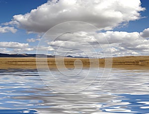 Water reflection white cloud