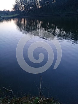 Water reflexion in the evening