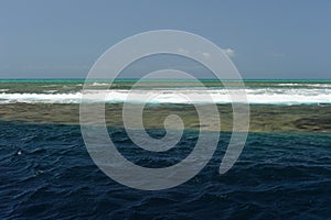 Water, sea. sky, waves. Australia, Great Barrier Reef.