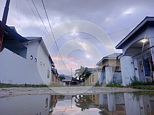 water sky home alone