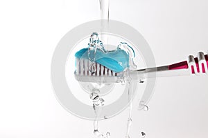 Water splash in a toothbrush