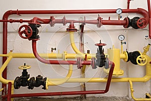Water supply management system in an industrial building
