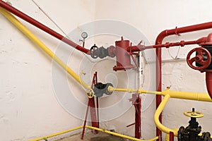 Water supply management system in an industrial building