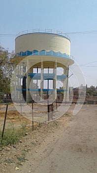 Water supplying tank to the city