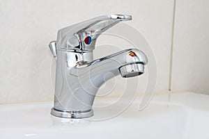 Water tap