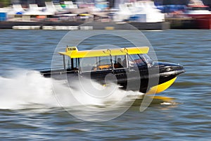 Water taxi