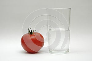 Water and tomat