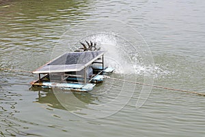 Water turbine for increasing oxygen in the water.