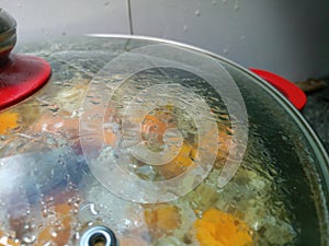 Water vapour on a sauce pan