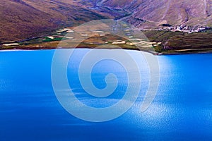 Water of Yamzho Yumco