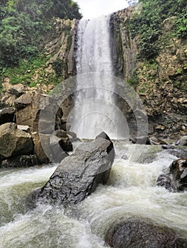 The Waterfall of Monkey Rock