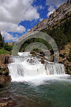 Waterfalls Gradas de Soaso in Ordesa Park photo