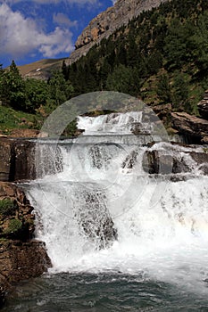 Waterfalls Gradas de Soaso in Ordesa Park photo