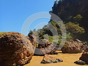 Waterflow among Giants rocks