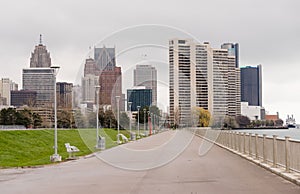 Waterfront Walkway Detroit Downtown City Skyline River Waterfront