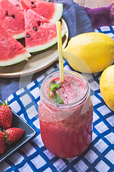 Watermelon juice blends healthy juice helps to lose weight. And