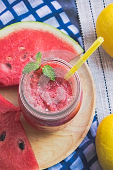 Watermelon juice blends healthy juice helps to lose weight. And