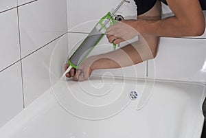 Waterproofing bath silicone sealant