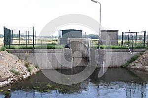 waterpumping station at the Lierderholthuisweg in Wijhe to control water level and outlet in the Raaltewetering canal