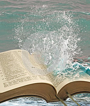 Acqua da la Bibbia la verità 