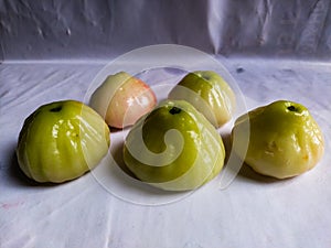 Watery Rose Apple