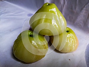 Watery Rose Apple