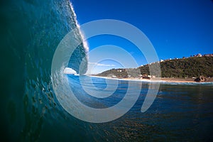 Wave Lip Pitching Water