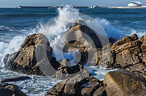 Atlantic Ocean in Porto photo