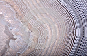 Waves in light agate structure