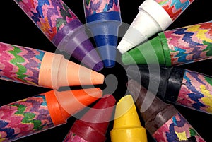 Wax crayon circle