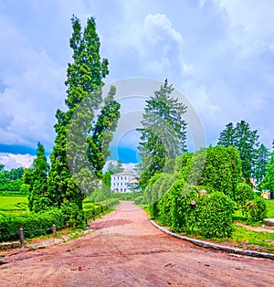 The way to Agricultural Unioversity in Sofiyivka Park, Uman, Ukraine