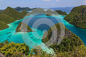 Wayag viewpoint,Raja ampat 02