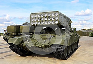 Russian heavy flamethrower system photo