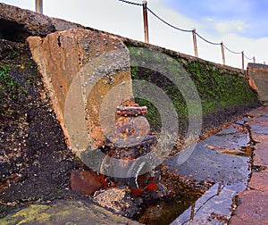 Weathered tidal pool pump