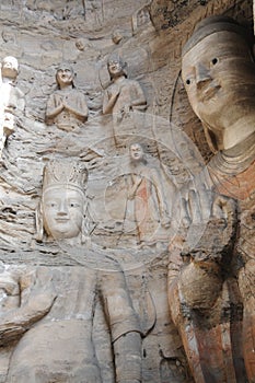 Weathering effects on the buddhist statues