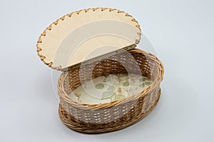 Weaver job wicker chests with lids