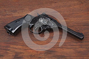 Webley Mk IV Top-Break Revolver service pistol for the armed forces of the United Kingdom, and the British Empire and Commonwealth